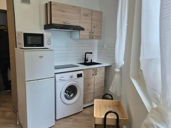 Appartement 1 pièce 18 m²