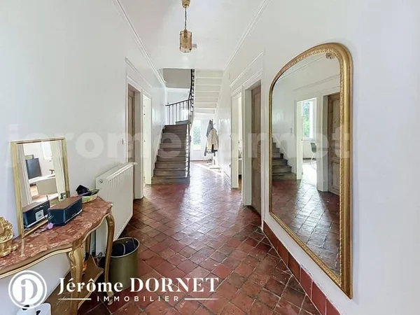 Maison 6 pièces 160 m²