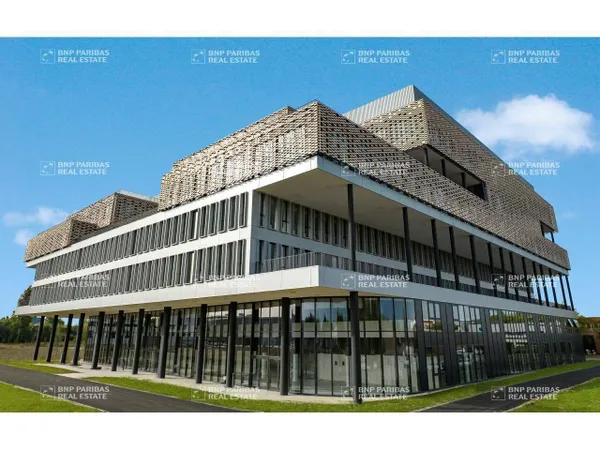 Bureaux 4555 m²
