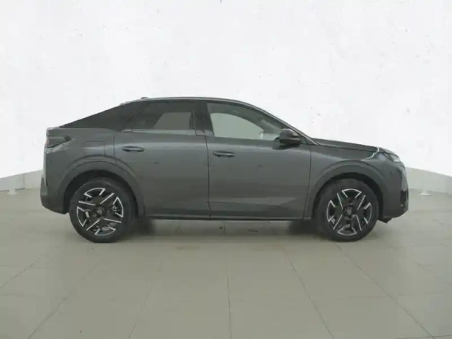 Peugeot 3008 hybrid 136 e-dcs6 — photo 32