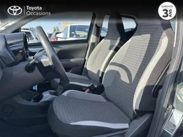 Toyota Aygo 1.0 vvt-i 72ch x-play 5p pack style pack app — photo 11