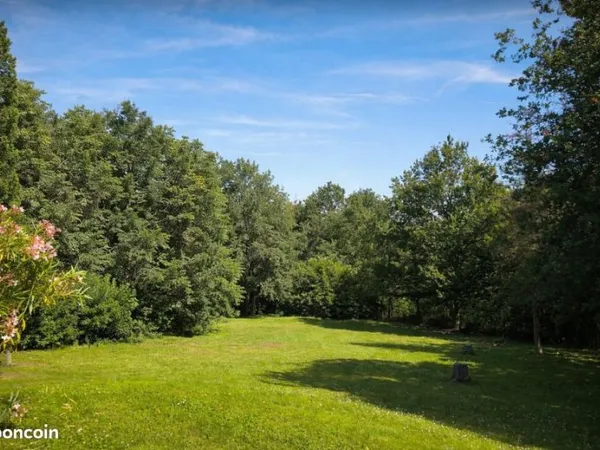 Terrain 1 000 m² Vigoulet Auzil