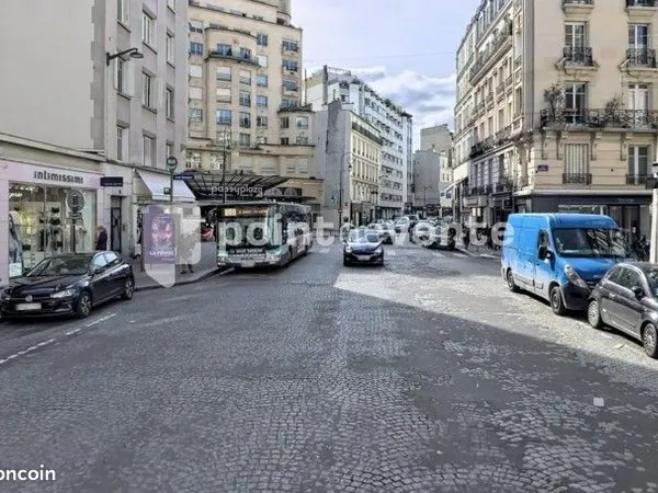 Commerce beauté/coiffure 82 m²