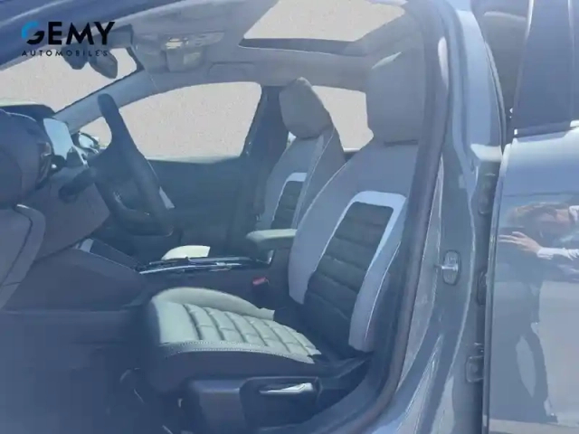 Citroën C4 hybride 145 ch e-dcs6 — photo 9
