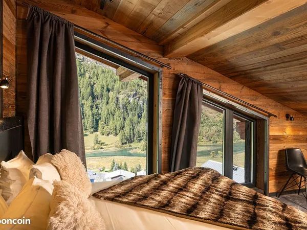 Chalet 6 pièces 387 m²