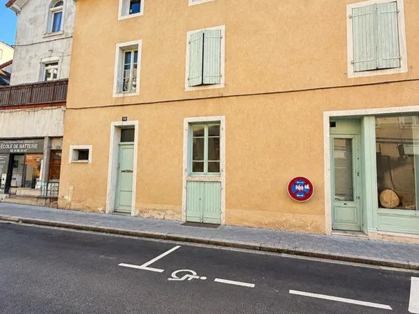 Immeuble 3 pièces 90 m²
