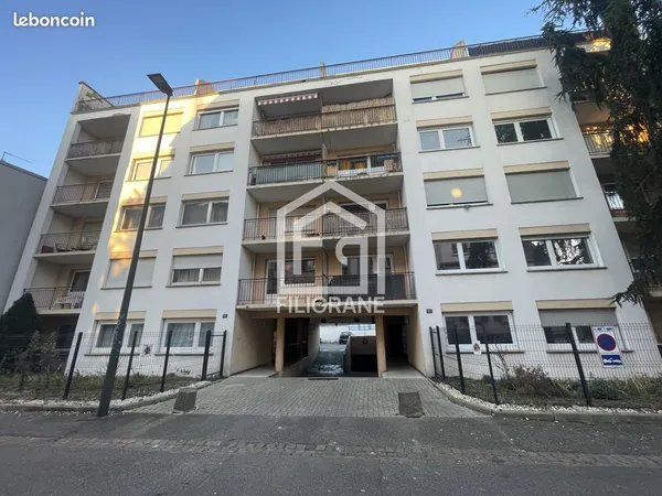 Studio 1 pièce 16 m²