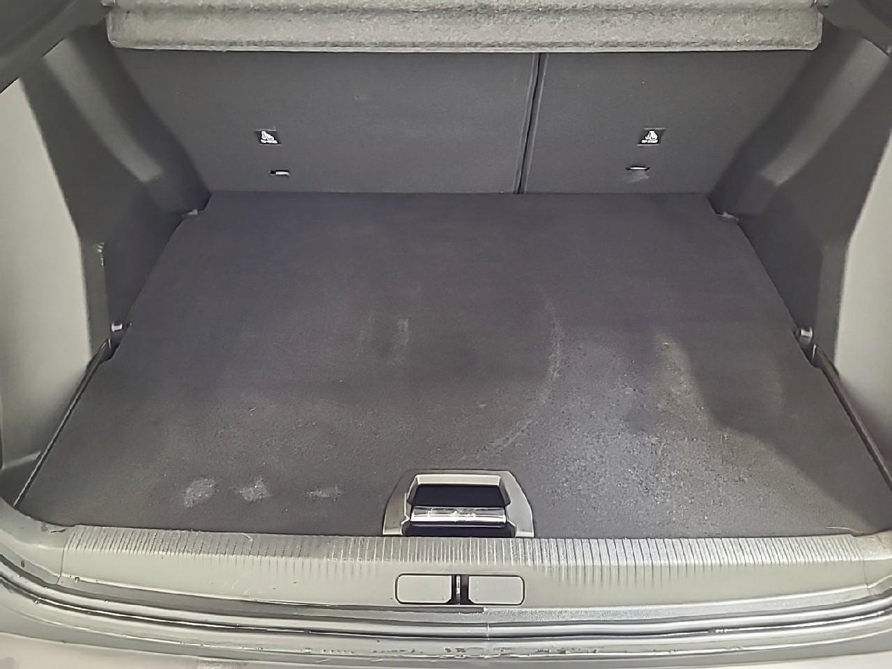 Peugeot 2008 puretech 130 s&s bvm6 allure pack — photo 14