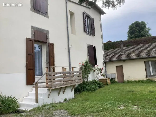 Studio meublé 30 m2 tt confort prox hôpital gare