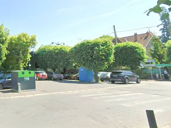 Boutique 620 m² CORBEIL ESSONNES
