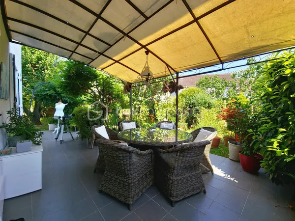 Maison 6 pièces 153 m²