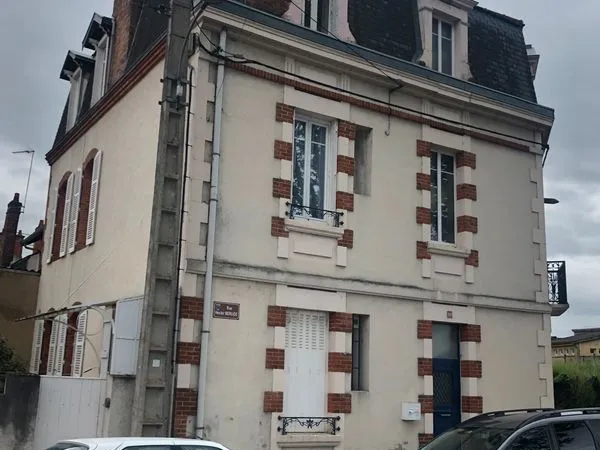 Maison / immeuble de 7 lots hyper centre ville refait à neuf