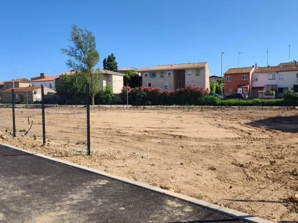 Terrain 418 m²