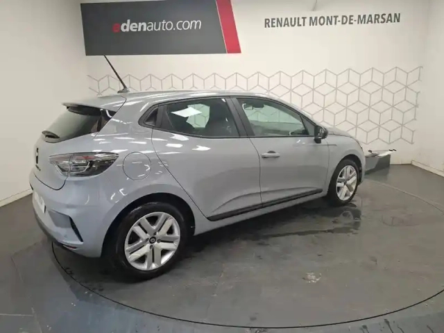 Renault Clio tce 90 ch gsr2 — photo 6