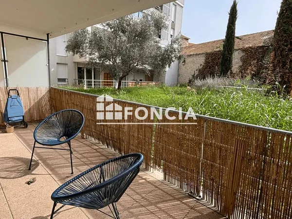 Récent 2 pièces de 37.9m2 avec TERRASSE et PARKING