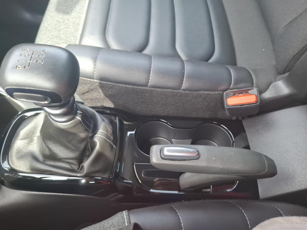 Citroën C3 Aircross puretech 110ch s&s shine — photo 23