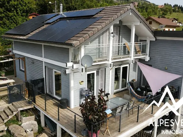 Villa 9 pièces 157 m²