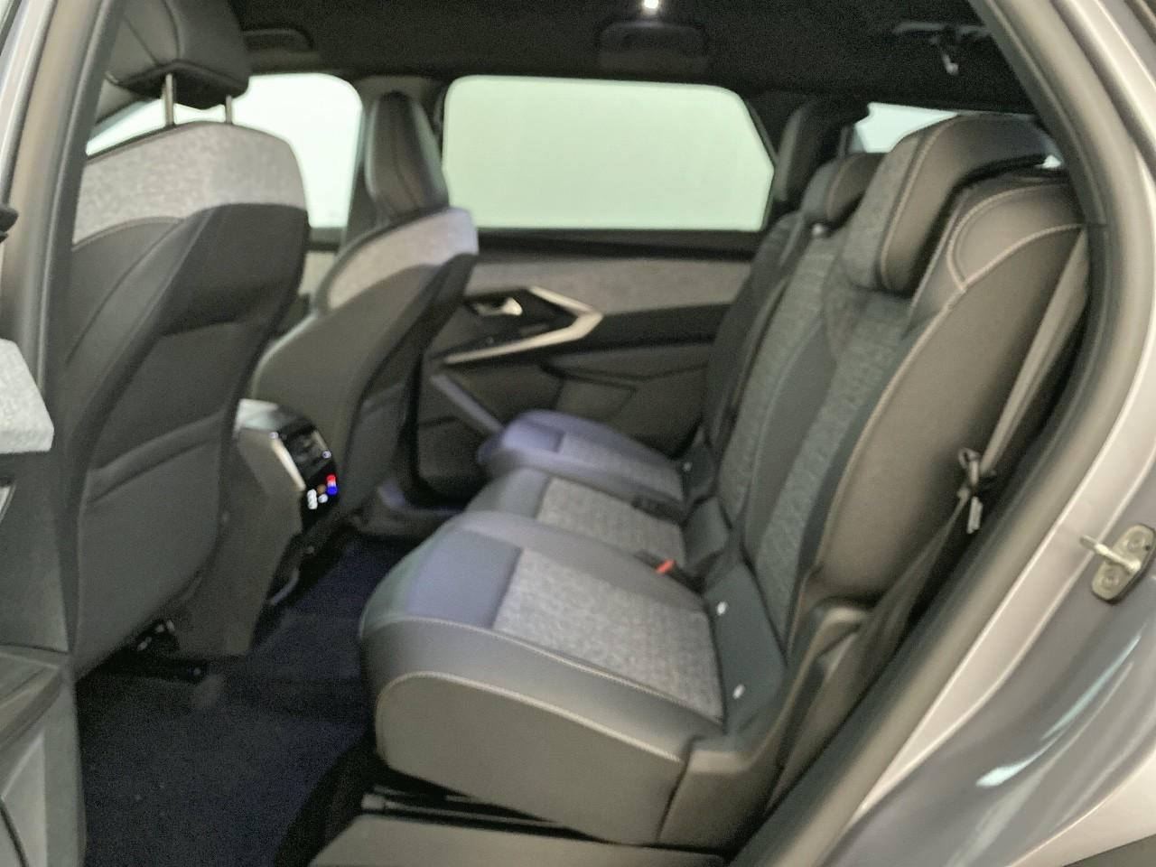Peugeot 5008 hybrid 145 ch e-dcs6 allure — photo 10