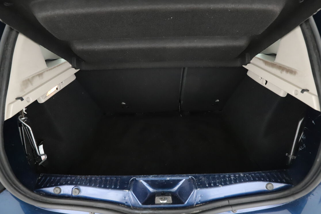 Dacia Sandero Stepway 0.9 TCe — photo 16