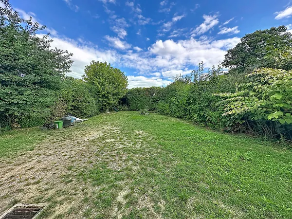 Terrain 301 m²