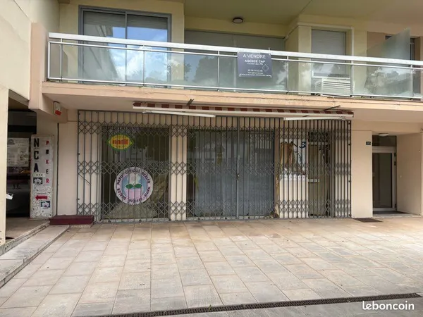 Commerce Location Arcachon  40m² 1500€