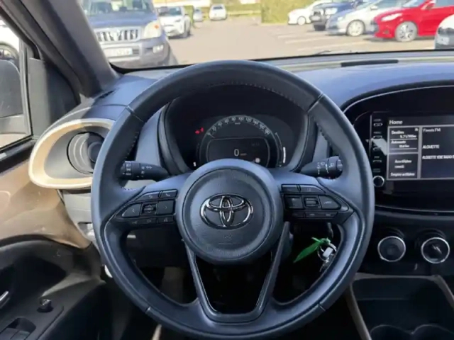 Toyota Aygo 1.0 vvt-i 72 design — photo 12