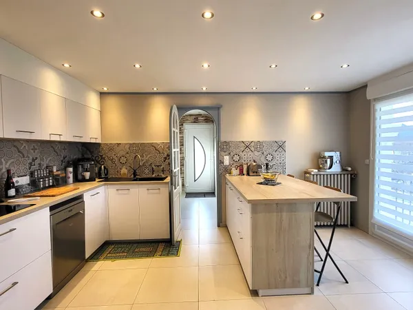 Maison 6 pièces 138 m²