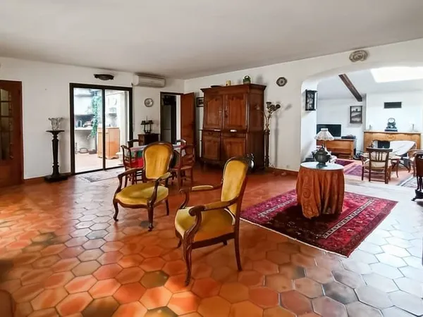 Maison 5 pièces 174 m²