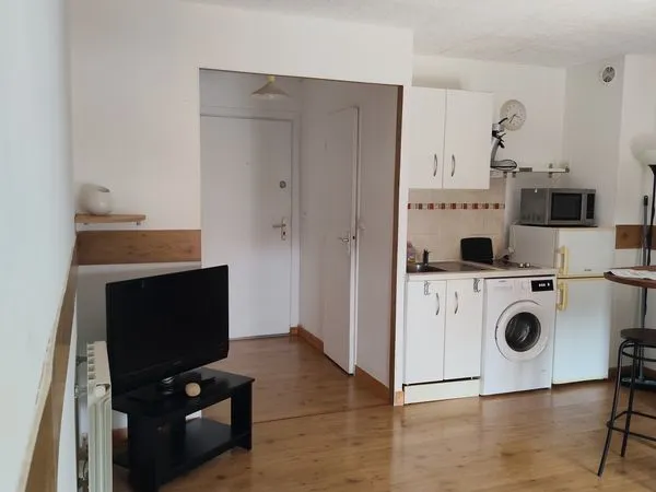 Studio Location annuelle sablettes