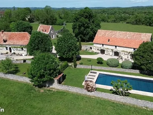 Propriété 22 pièces 723 m²
