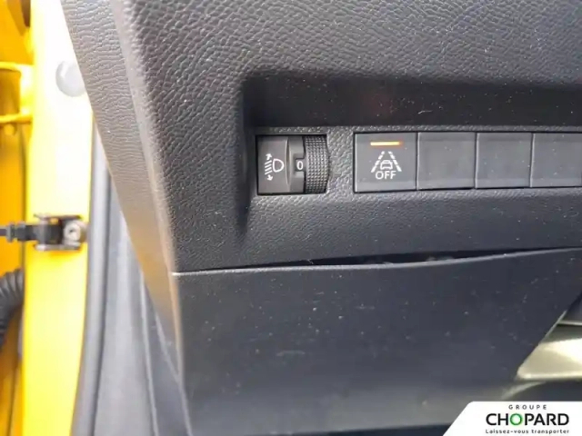 Peugeot 208 electrique 50 kwh 136ch — photo 18