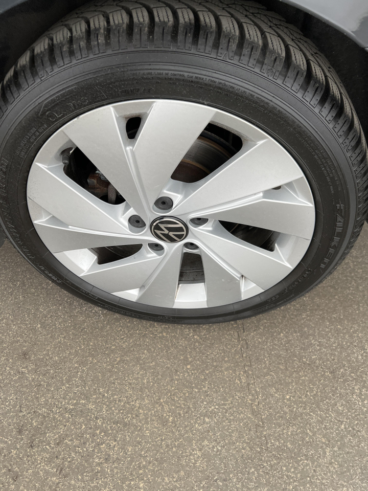 Volkswagen Golf — photo 48