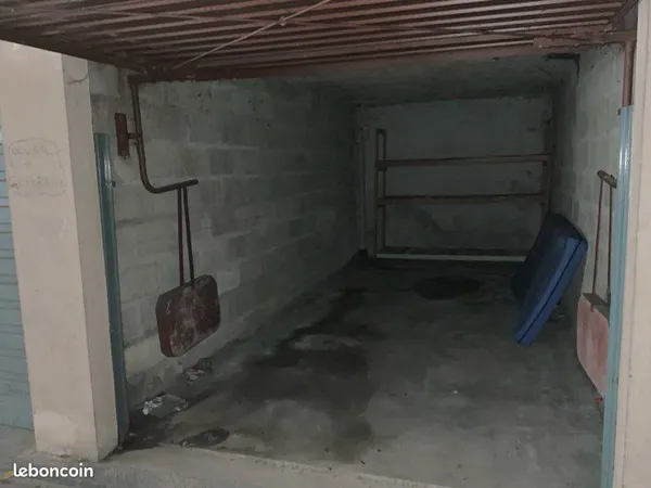 Garage et parking Vente Lons-le-Saunier 11800€