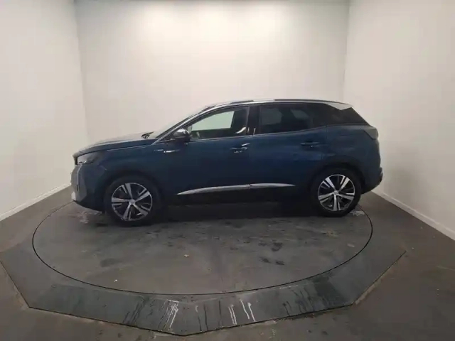Peugeot 3008 hybrid 225 e-eat8 — photo 2