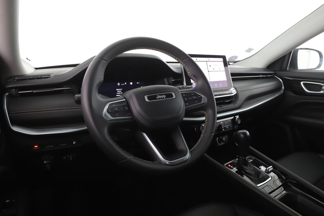 Jeep Compass 1.3 GSE T4 PHEV 4xe Limited AT6 — photo 11