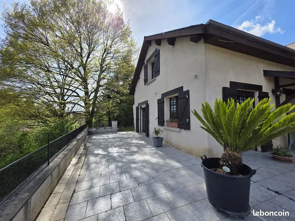 Maison 7 pièces 172 m²
