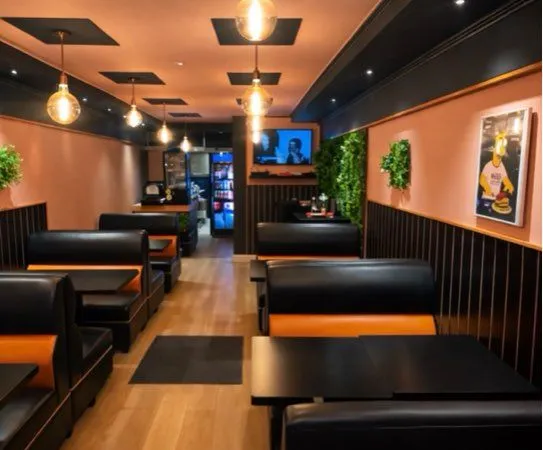 À SAISIR - Fast-Food clé en main, emplacement stratégique à Valence