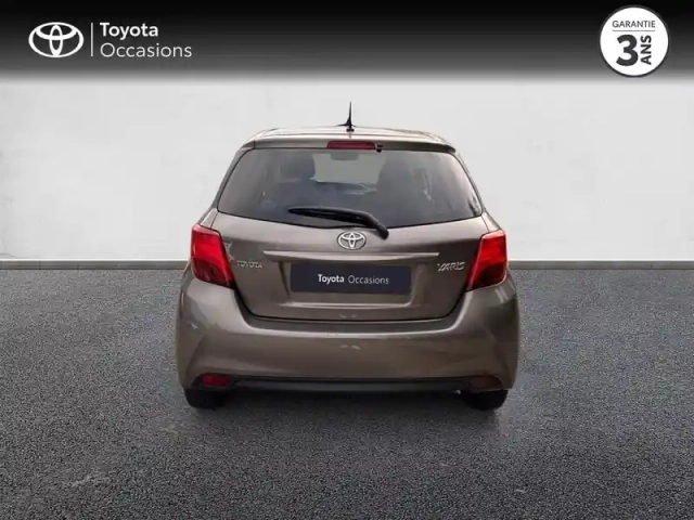 Toyota Yaris 69 vvt-i active 5p — photo 4