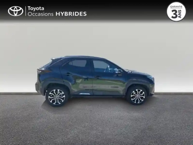 Toyota Yaris cross 116h design my22 — photo 6