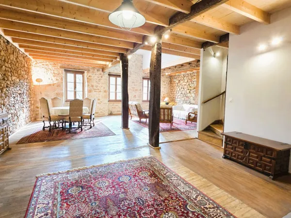 Maison 7 pièces 182 m²