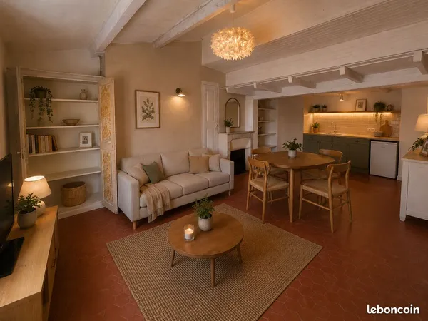 Opportunité investisseur - Duplex 53 m² avec mezzanine - Vieux Fréjus
