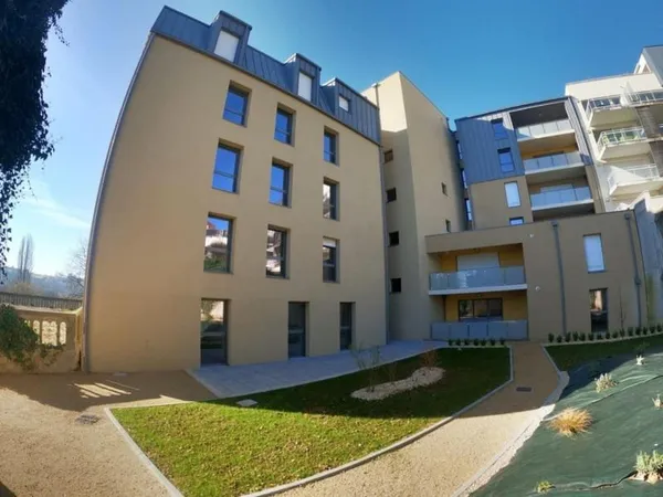 Stationnement Location Poitiers   69€