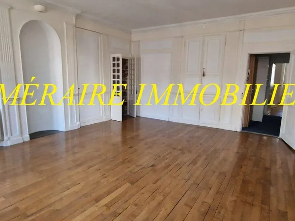 Appartement 5 pièces 104 m²