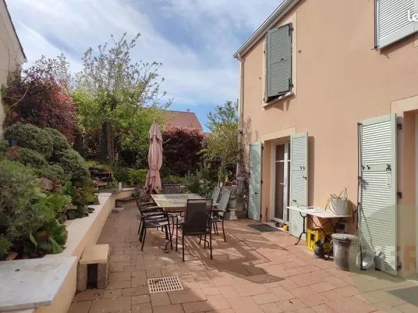 Maison 6 pièces 148 m²