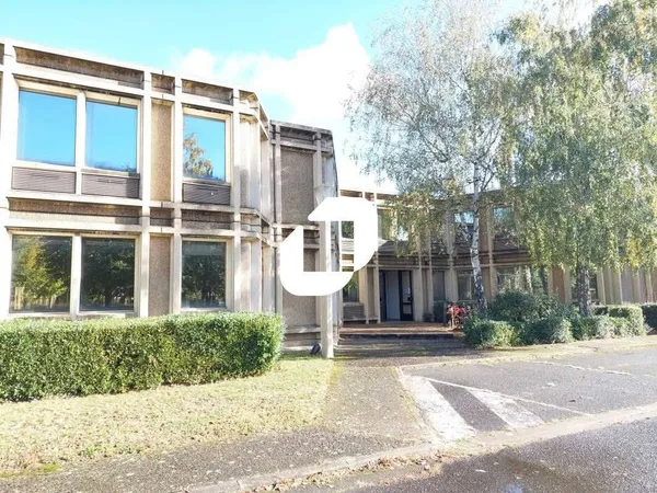 Bureaux 1780 m²
