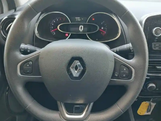 Renault Clio tce 75 - 19 — photo 9