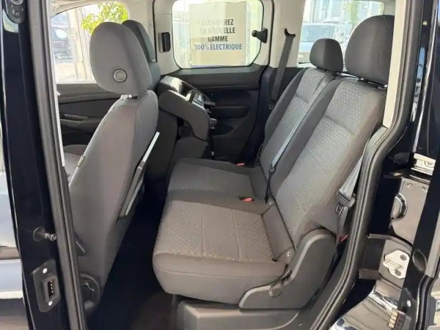 Ford Tourneo Connect 2.0 ecoblue 122ch titanium dct7 — photo 10