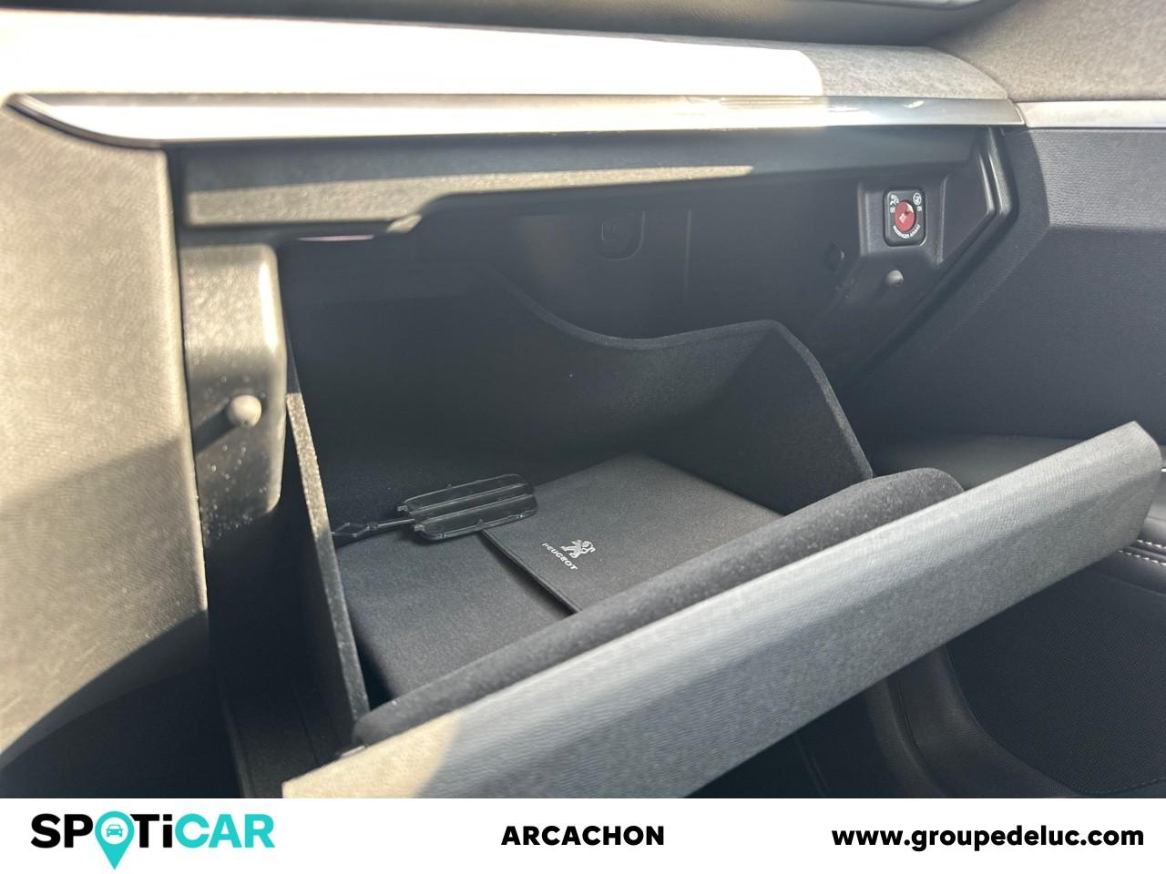 Peugeot 3008 1.2 puretech 130ch s&s gt pack eat8 — photo 52