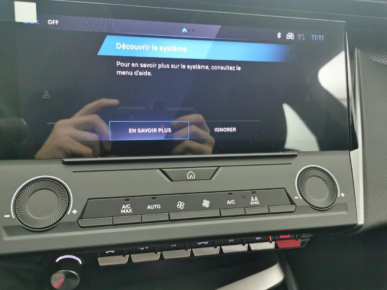 Peugeot 308 sw hybrid 145 e-dcs6 style — photo 25