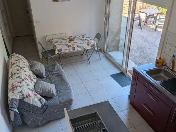 Petite maison de plain-pied a louer